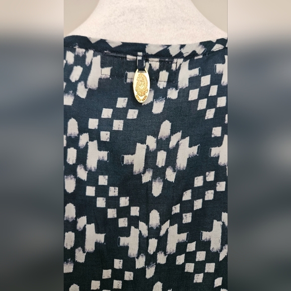 RUBYYAYA with Cap Dolman Sleeves - Picture 16 of 16